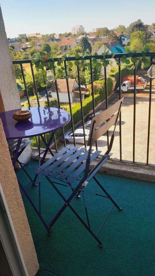 Chateauroux : Bel Appartement Avec Balcon Zewnętrze zdjęcie